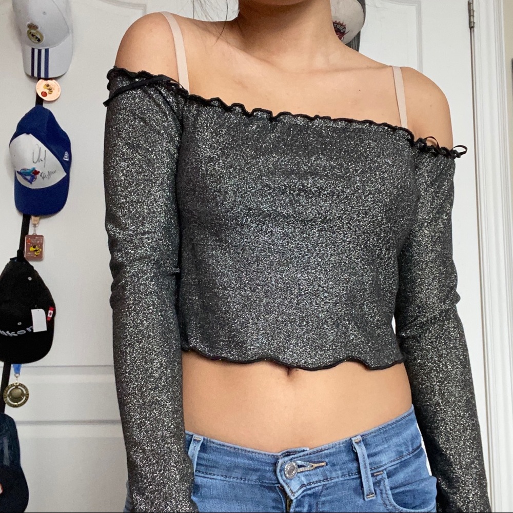 off the shoulder crop top